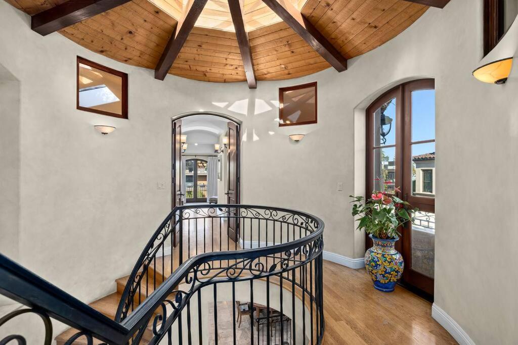 Elegant Mediterranean Waterfront Casa vacanze Los Angeles